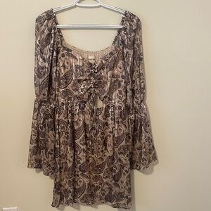 Peach Love California Brown Paisley Blouse